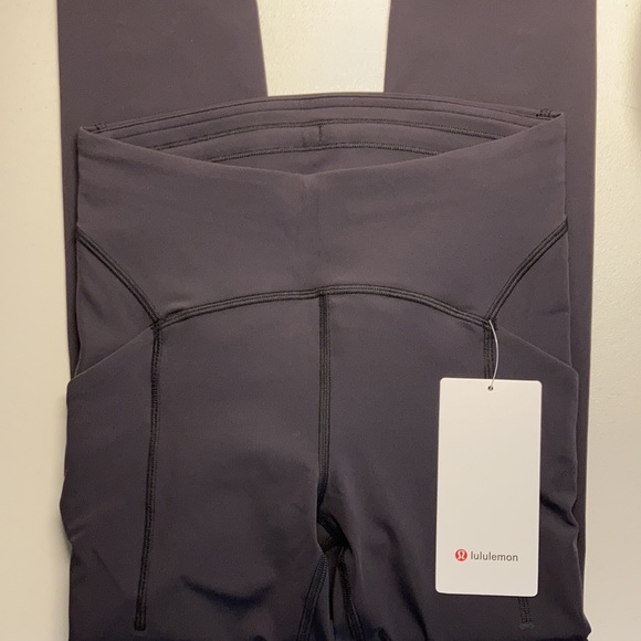 Lululemon Power Thru 25” Abrasion-resistant fabric Black 4 - Picture 11 of 15